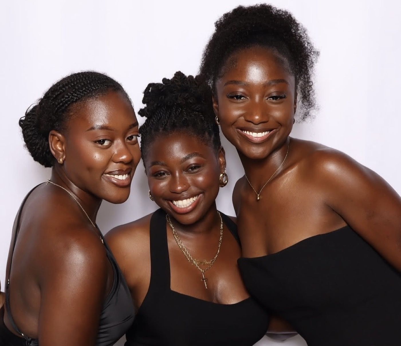 Guests posing together for a photobooth portrait